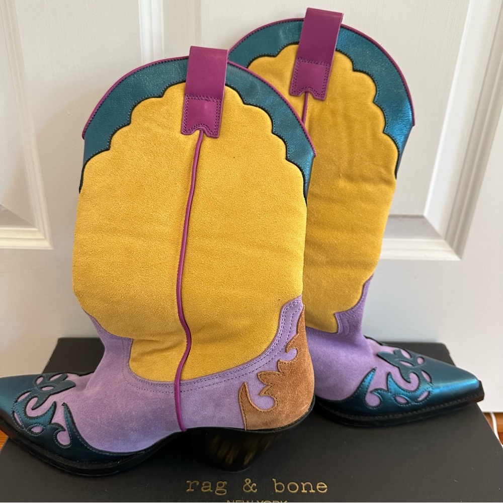 Toral Western Boots